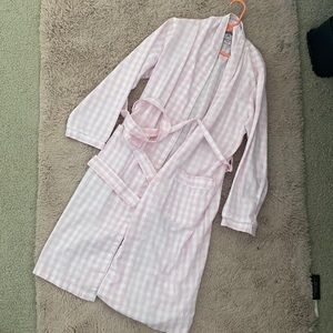 Petite a plume robe girls size 7/8